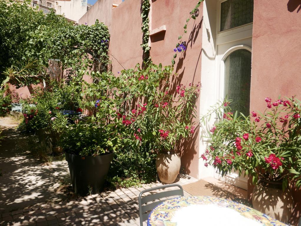 Jardin Vieux Port Panier * Marseille